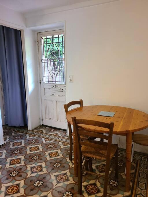 Les Bambous - Rez De Jardin Millau Centre - Parking Privatif, Wifi Appartement Buitenkant foto